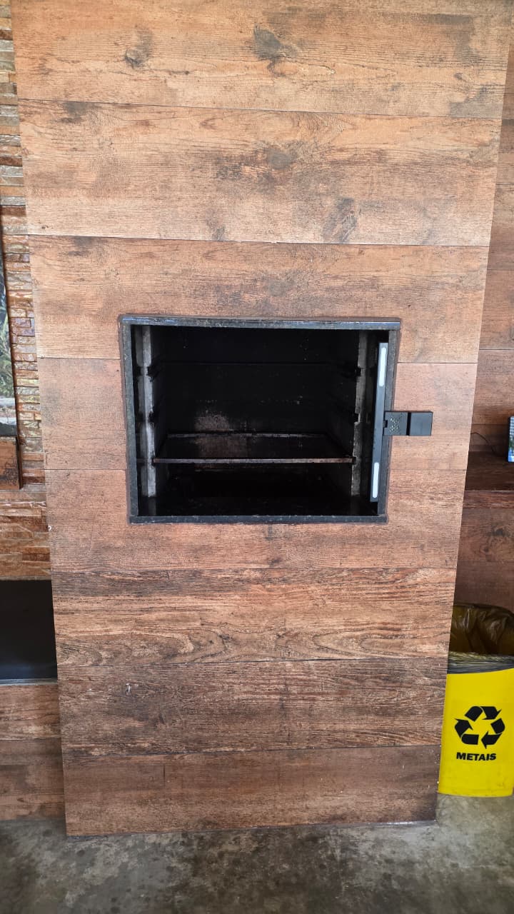 Galeria 8 — República da Praia